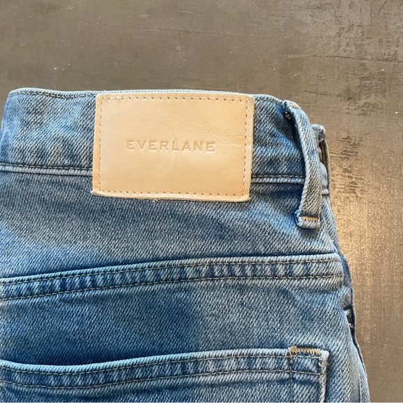 Everlane The Way High Jean in Light Wash - Picture 2 of 9